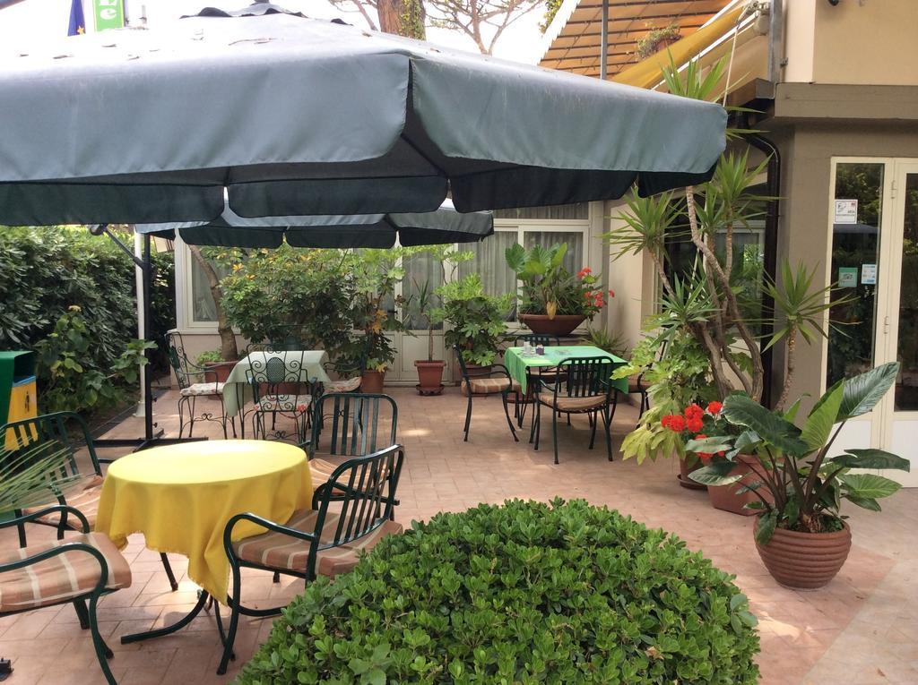 Hotel Le Ginestre Lido di Camaiore Luaran gambar