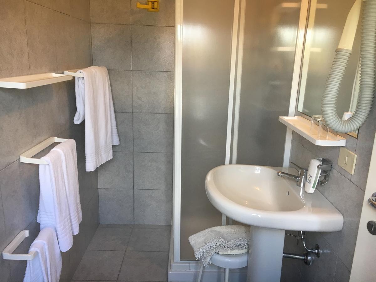 Hotel Le Ginestre Lido di Camaiore Luaran gambar