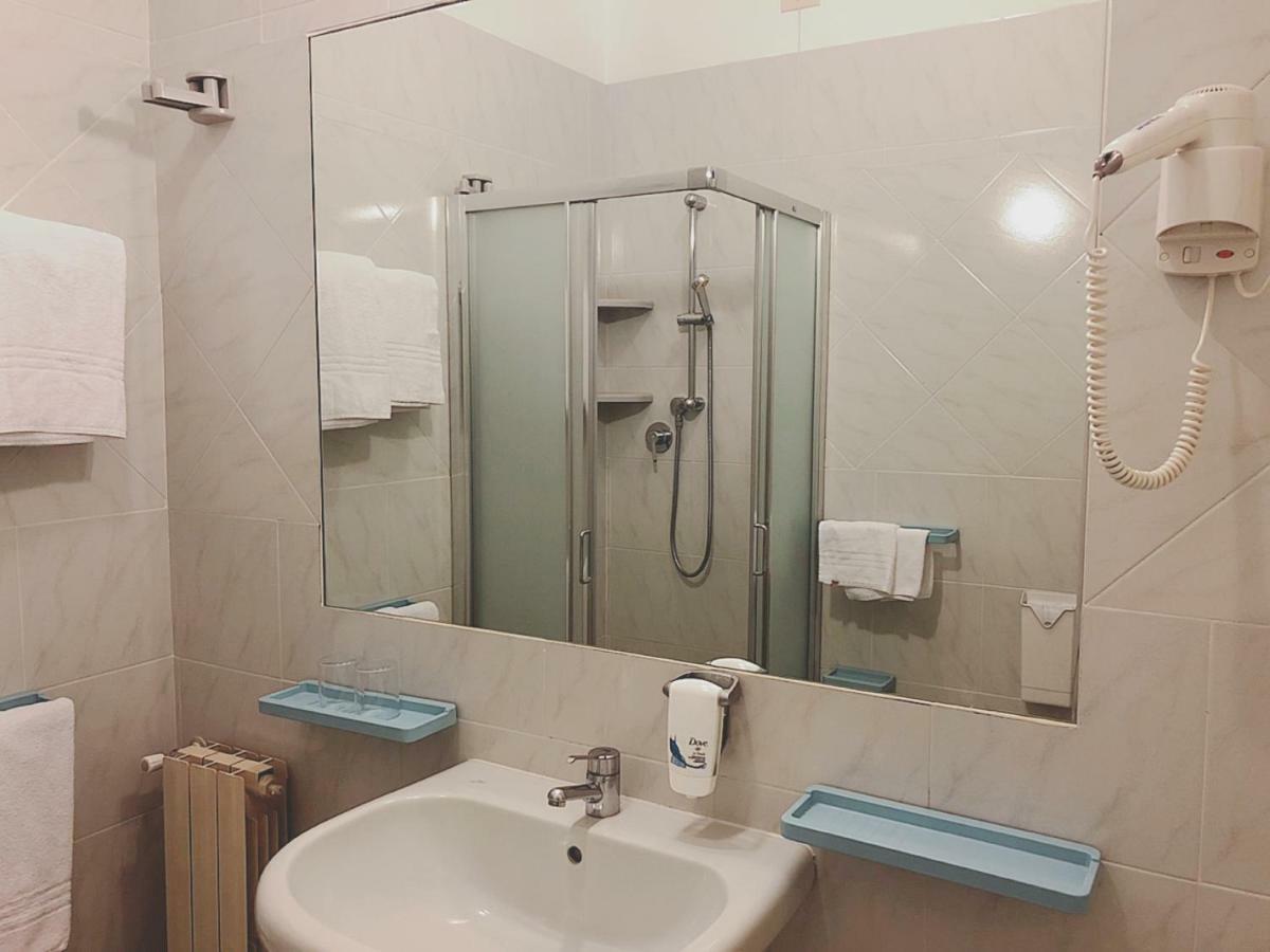Hotel Le Ginestre Lido di Camaiore Luaran gambar